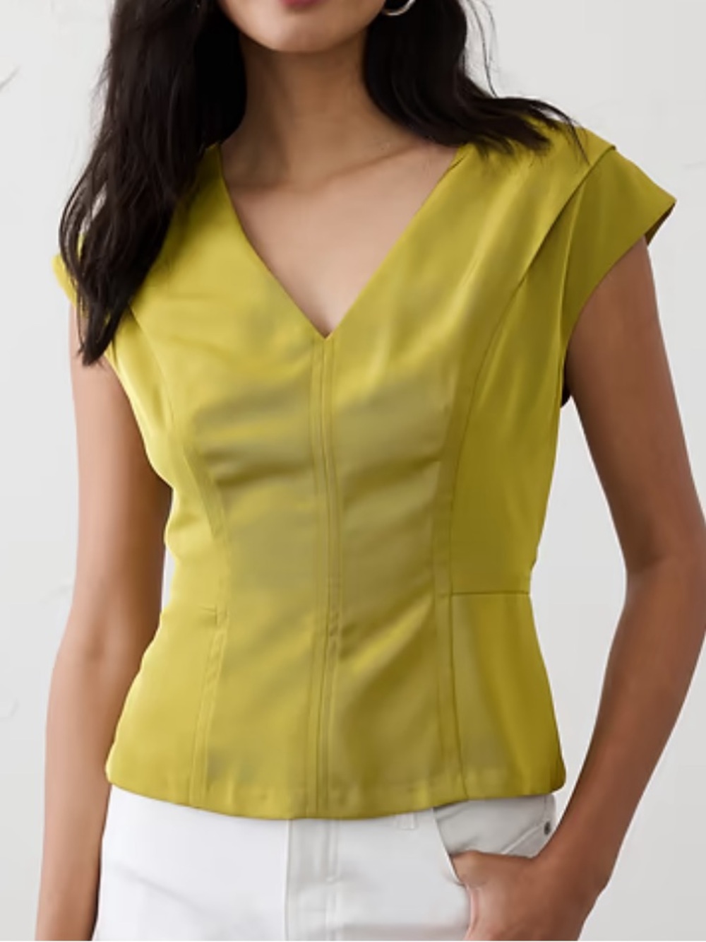 Banana Republic Seamed Hourglass Top NWT Gilden Green 2025 Size 6 v neck shirt